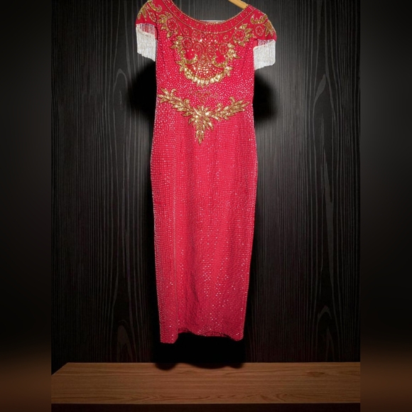 Dresses & Skirts - Unbranded Beaded Sz 4 Red and Gold Embellished Dress